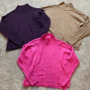 Mock turtleneck sweater bundle women’s size small